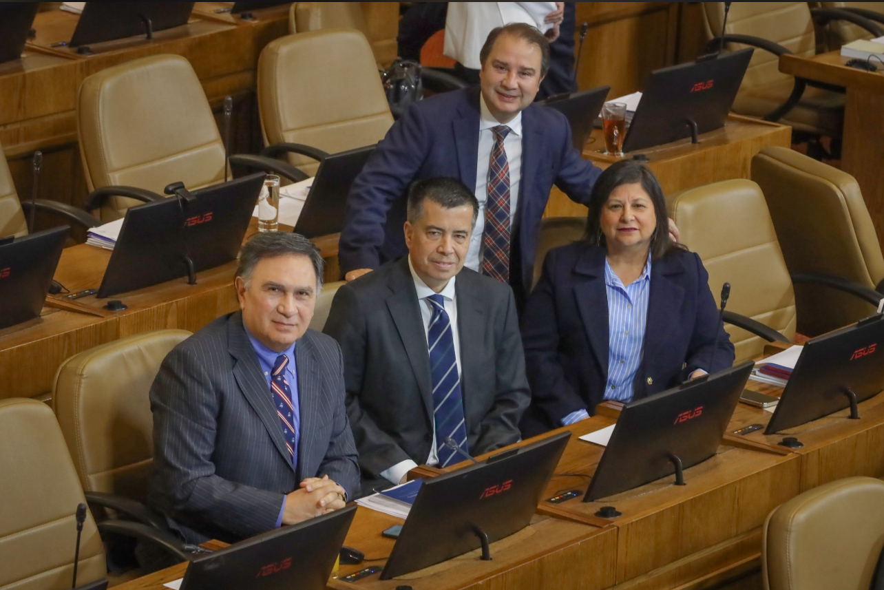 Andrés Celis J-88, Valparaíso